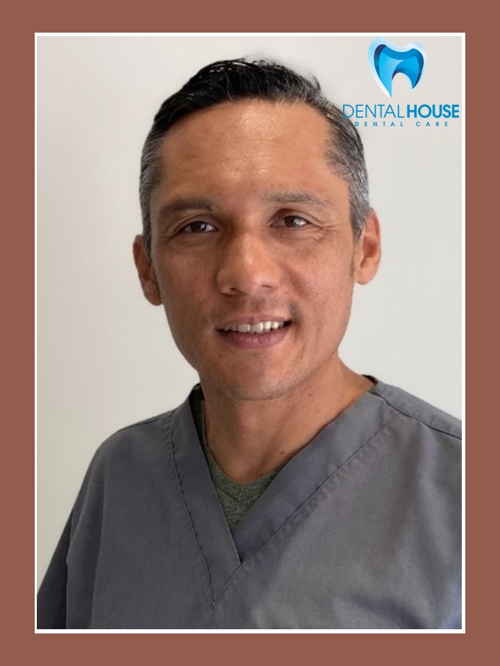 Dental House, Dr. Salvador Lopez Ortodoncia